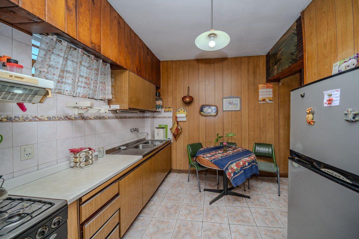 Foto de VENTA CASA 3 AMB C/ PILETA APTO CREDITO L HERMOSA, imagen 5