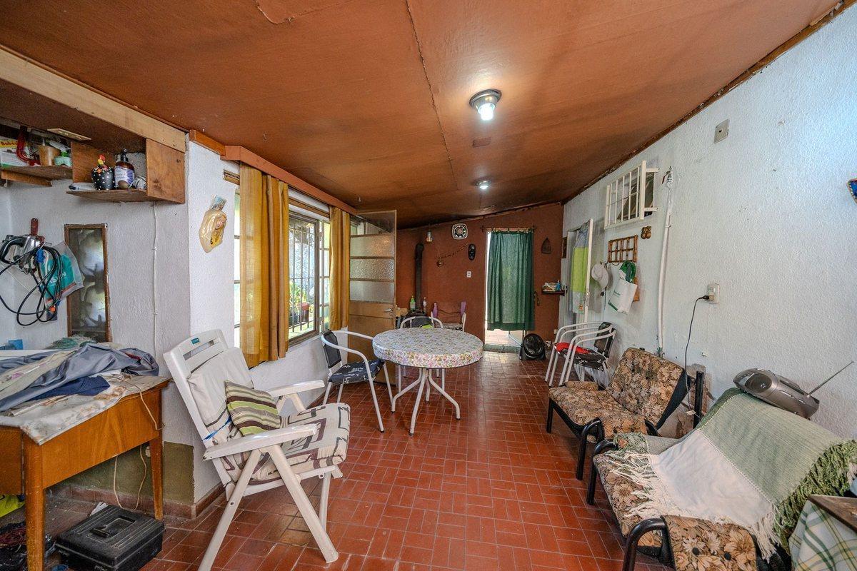 Foto de VENTA CASA 3 AMB C/ PILETA APTO CREDITO L HERMOSA, imagen 3
