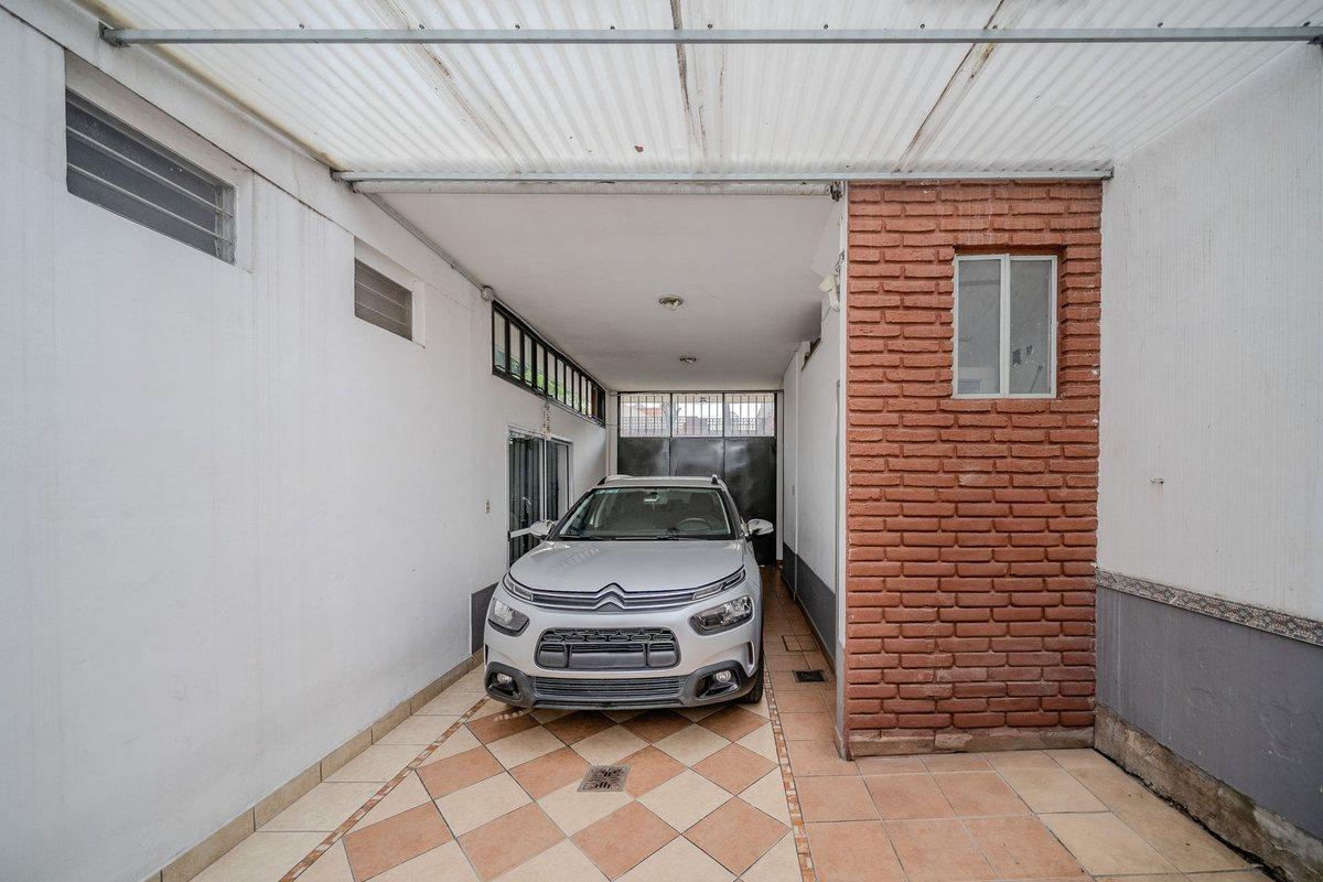 Foto de CASA 5 AMBIENTES MULTIFAMILIAR - CASEROS NORTE, imagen 1