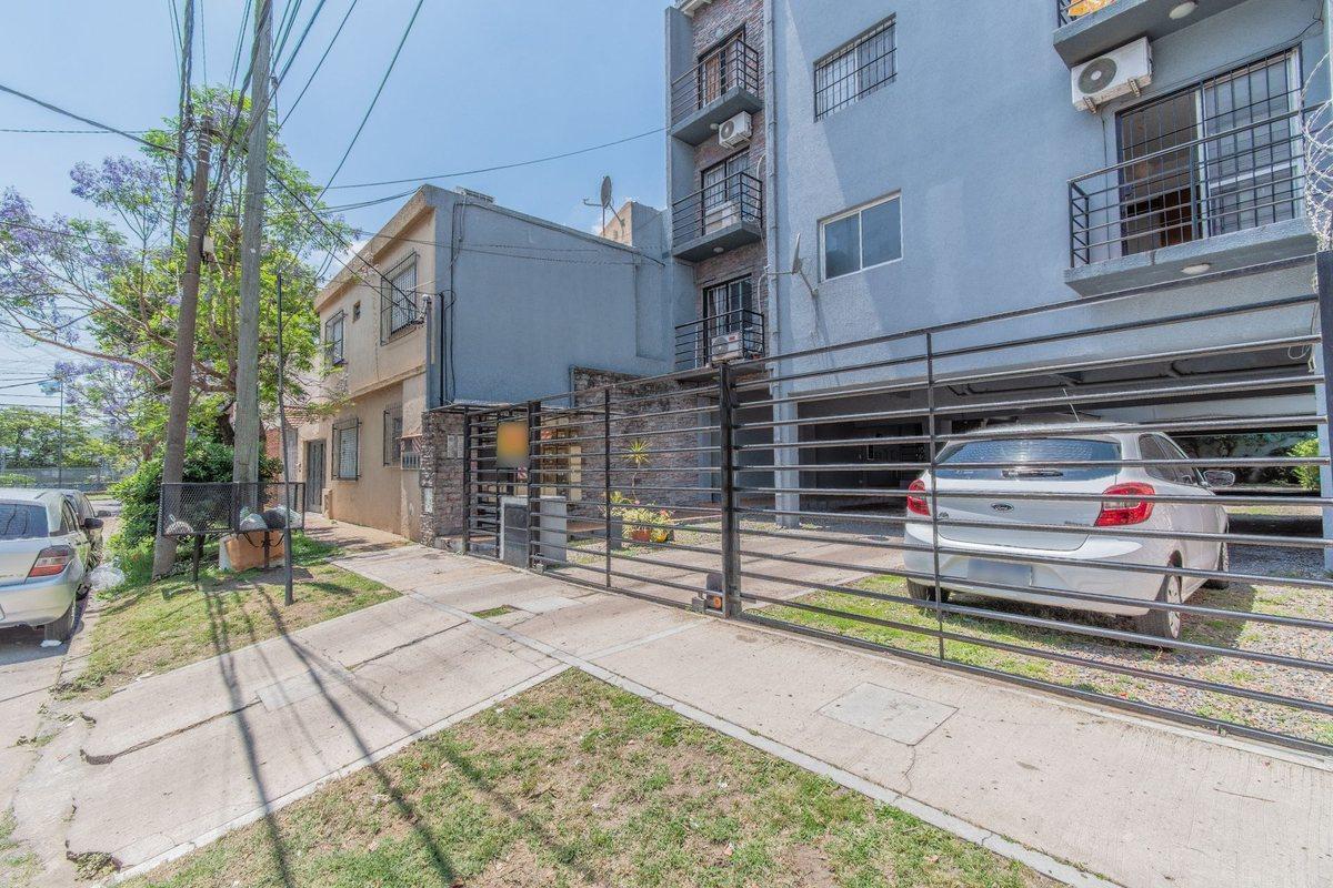 Foto de VENTA COCHERA TECHADA -MORÓN- OPORTUNIDAD, imagen 3