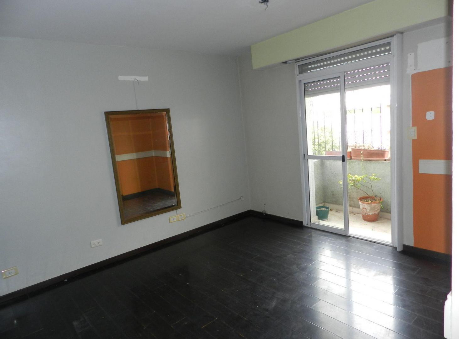 Foto de VENTA DEPTO 3 AMB. EN VERSALLES C/TERRAZA PROPIA, imagen 5