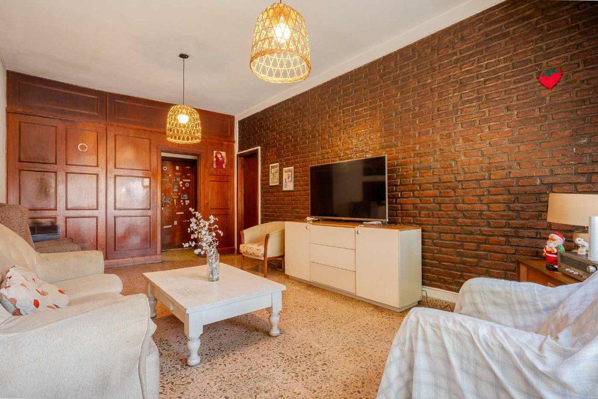 Foto de CHALET 6 AMB PARQUE PILETA QUINCHO HURLINGHAM, imagen 4