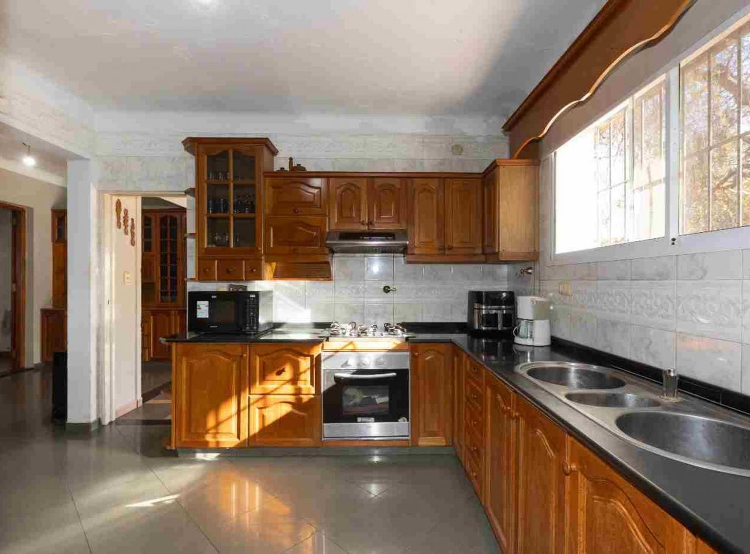 Foto de Venta de casa 5 amb en lote de 1520 m2 con Pileta, imagen 4