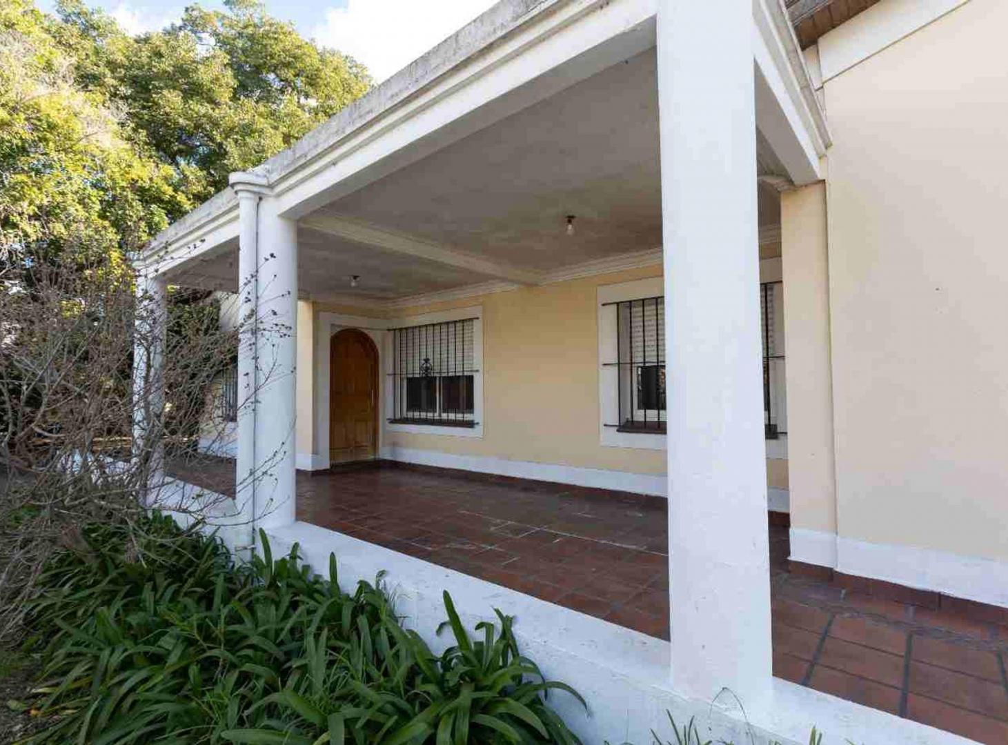 Foto de Venta de casa 5 amb en lote de 1520 m2 con Pileta, imagen 1