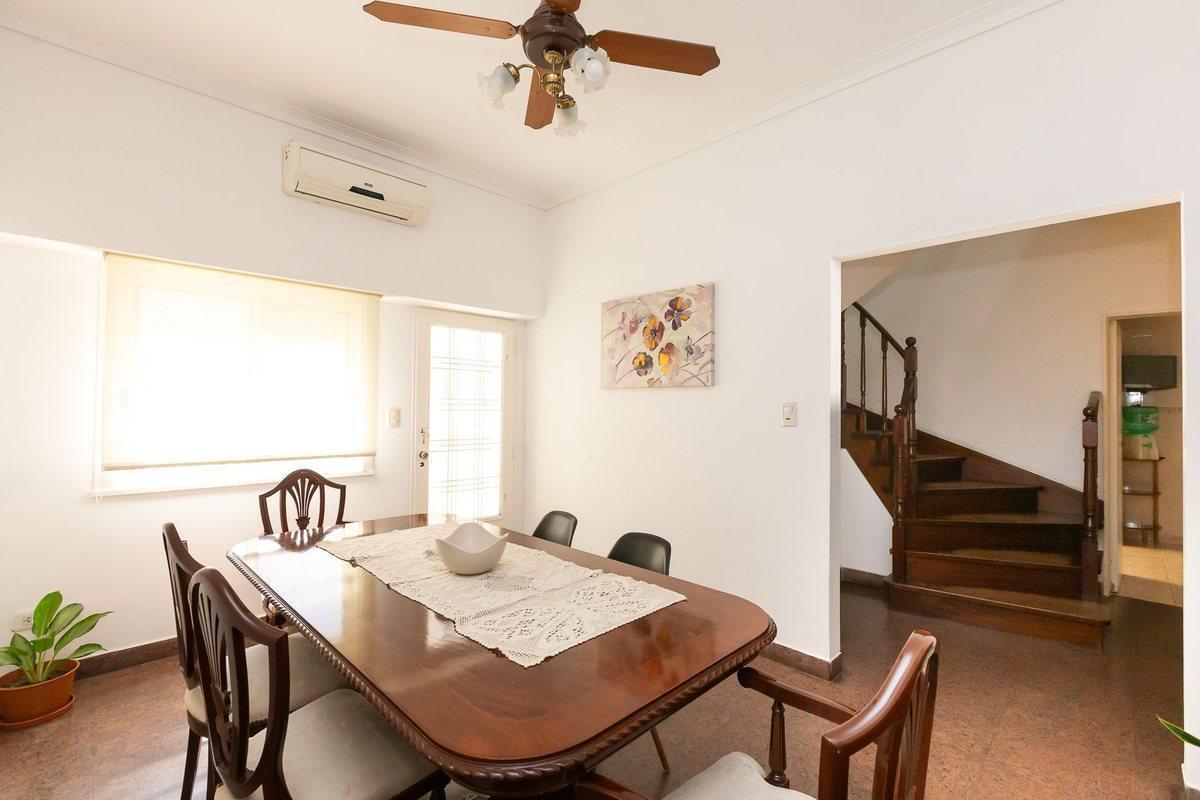 Foto de VENTA CASA EN CASEROS C/ COCHERA Y PATIO - PERMUTA, imagen 5