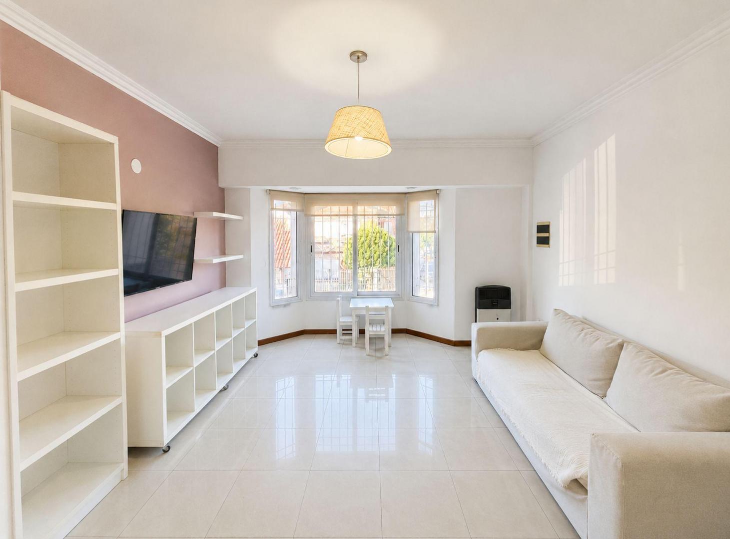 Foto de VENTA DUPLEX 4 AMB HAEDO COCHERA PARRILLA JARDIN, imagen 1