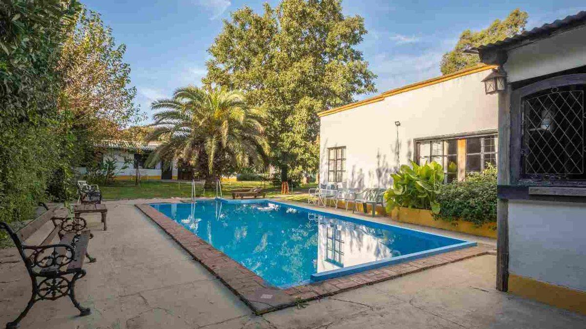 Foto de Casa quinta - Venta - A 300mts de ramal pilar, imagen 2
