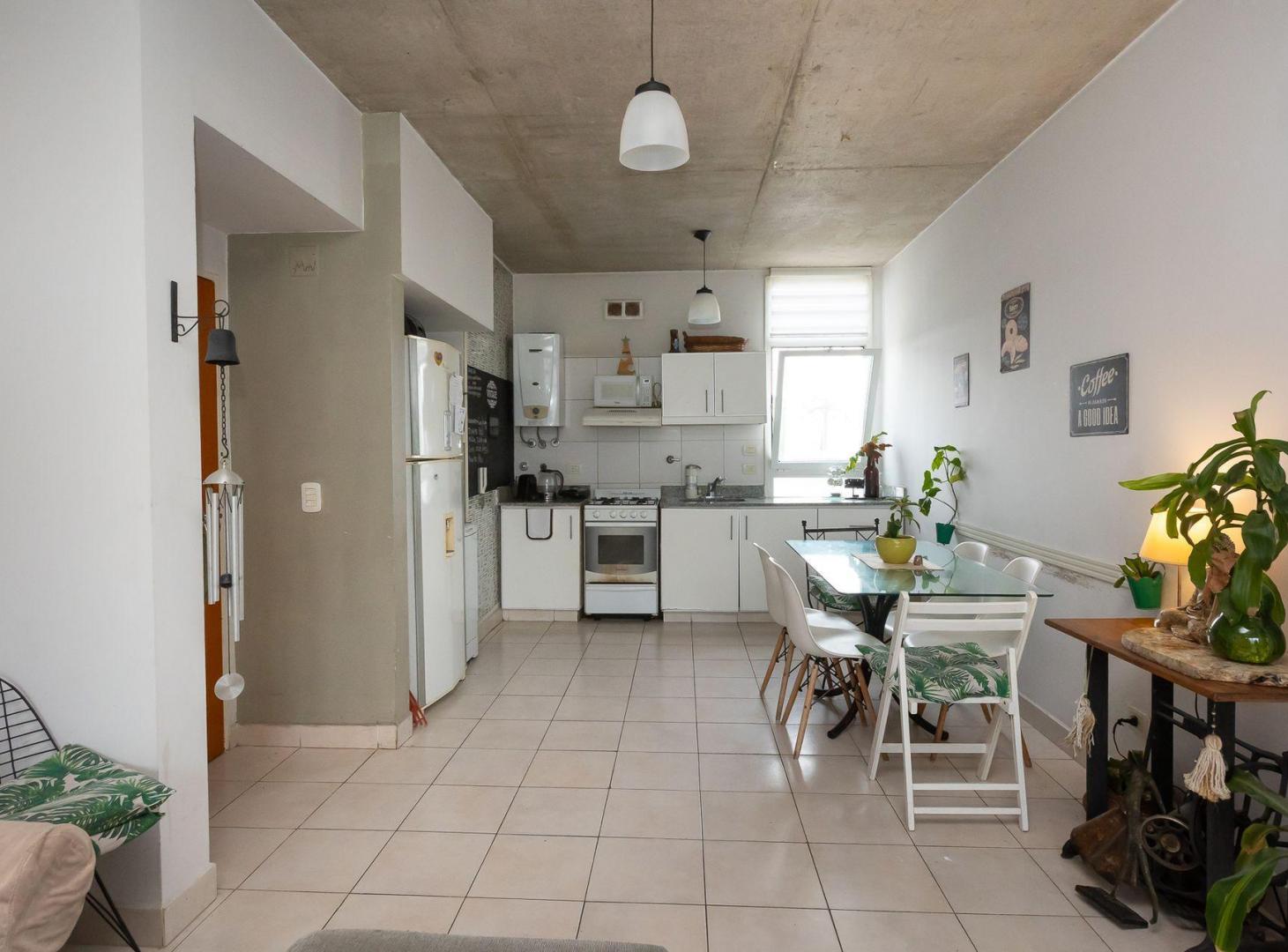 Foto de VENTA DE DEPARTAMENTO 3 AMBIENTES CON COCH UDAONDO, imagen 5