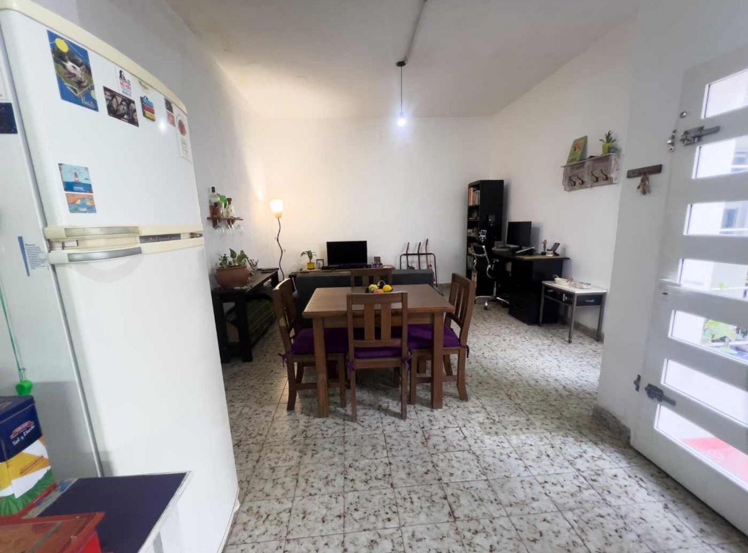 Foto de VENTA PH 2 AMB TERRAZA Y DEPOSITO EN CASEROS, imagen 2