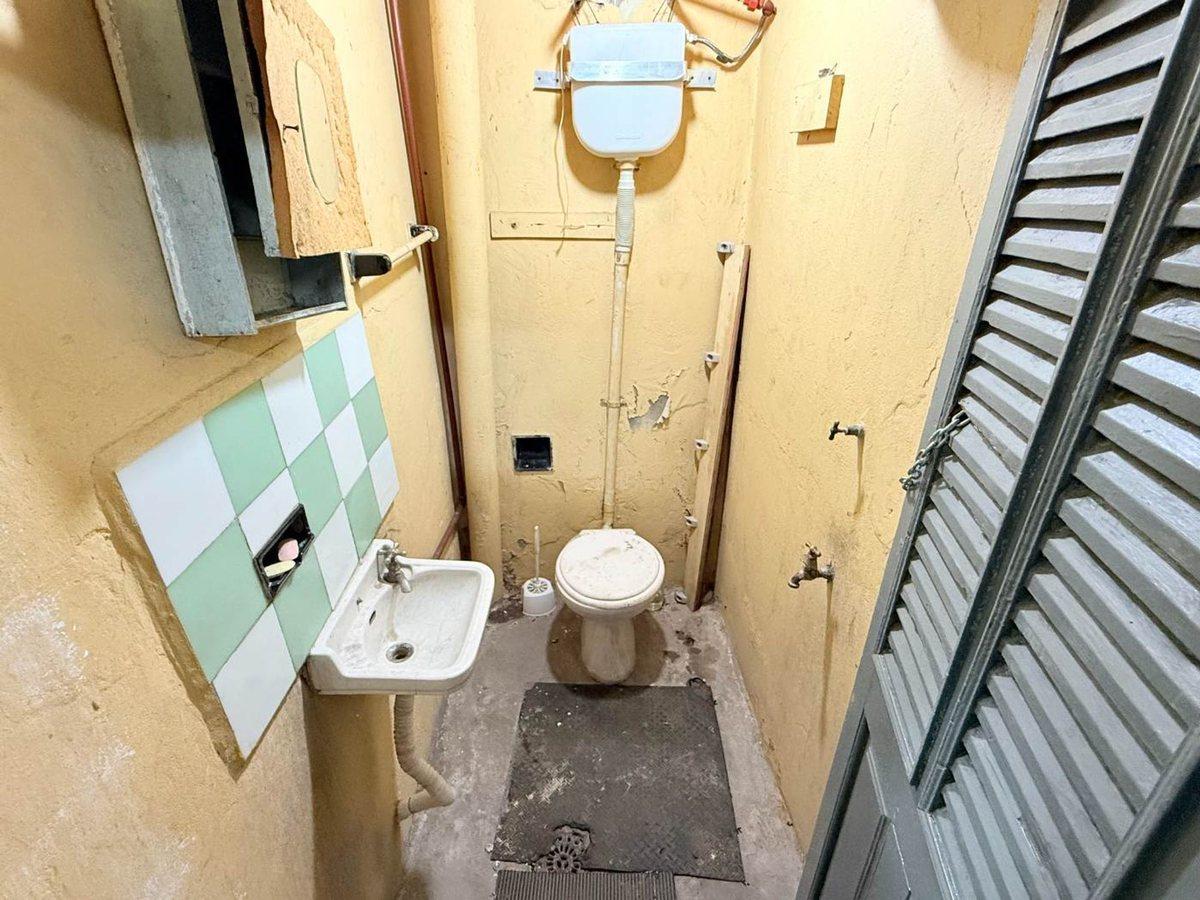 Foto de Venta Galpon con terraza libre edificable Caseros, imagen 1