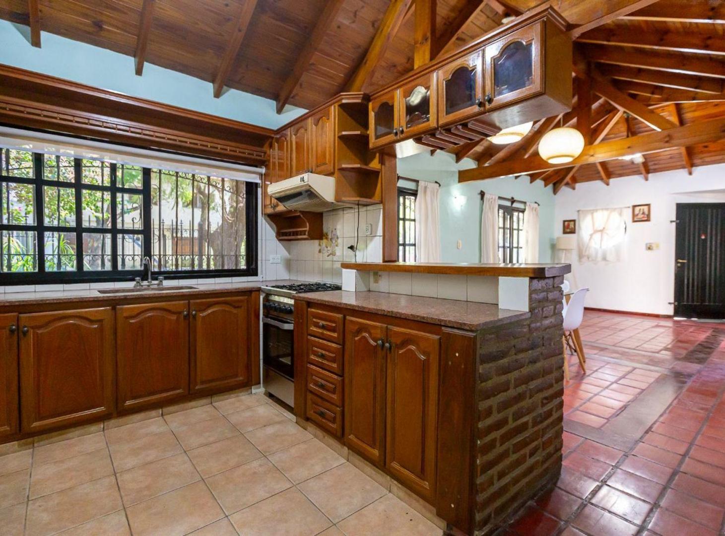Foto de VENTA CASA EN HURLINGHAM PLANTA BAJA APTO CREDITO, imagen 3