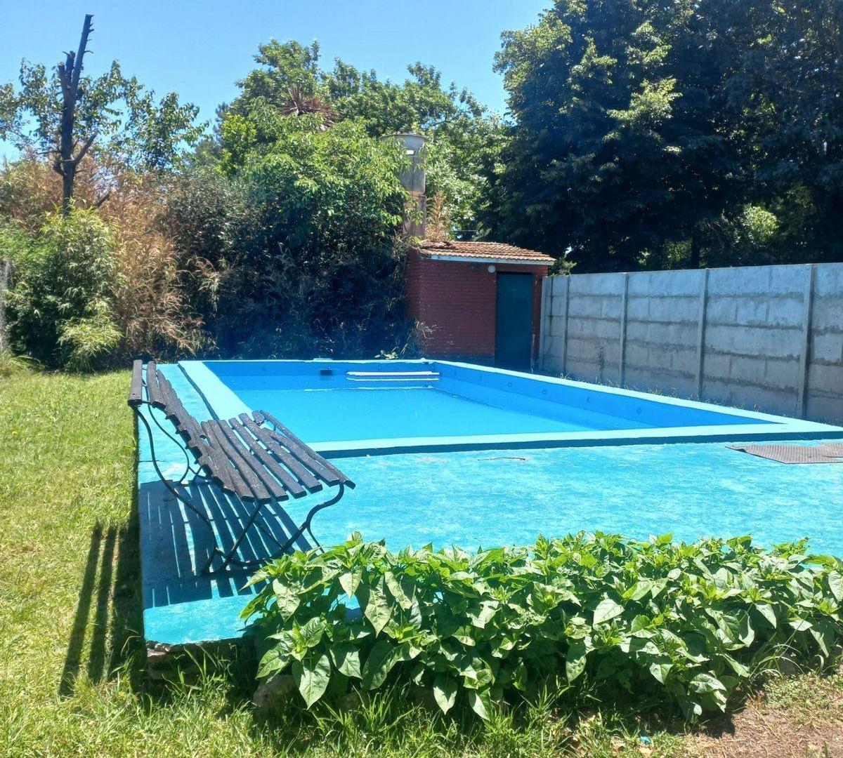 Foto de VENTA CASA CON PILETA TORTUGUITAS 950 MTR- PERMUTA, imagen 2