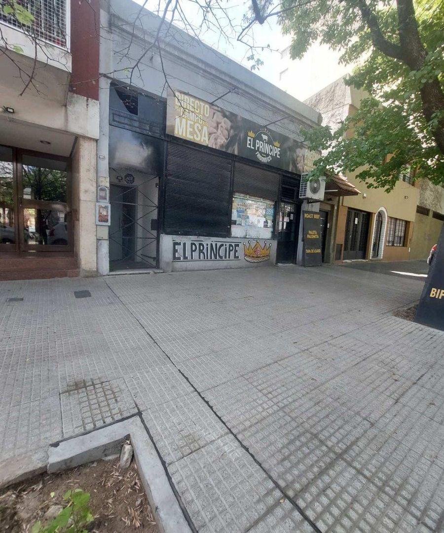 Foto de VENTA DE 4 PH + LOCAL EN LOTE PROPIO,DEVOTO., imagen 4