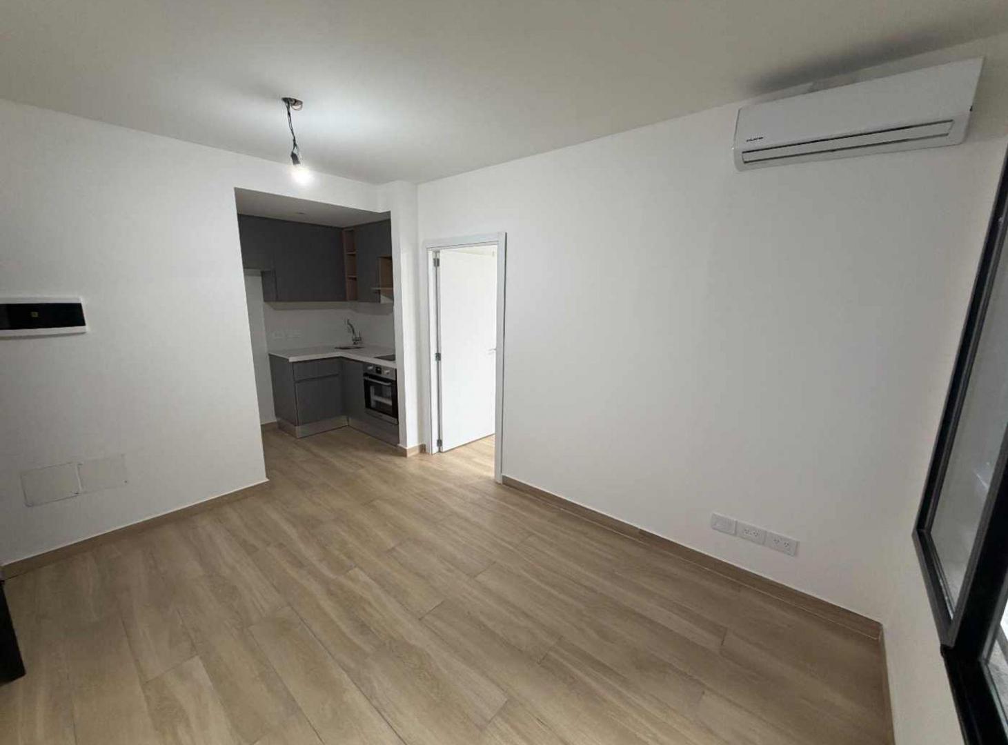 Foto de VENTA DEPARTAMENTO DOS AMBIENTES CABALLITO, imagen 3