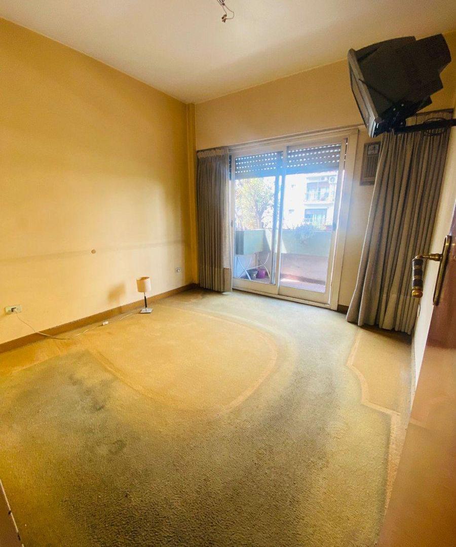 Foto de VENTA DEPTO 4 AMBIENTES CON BALCON EN FLORES, imagen 4