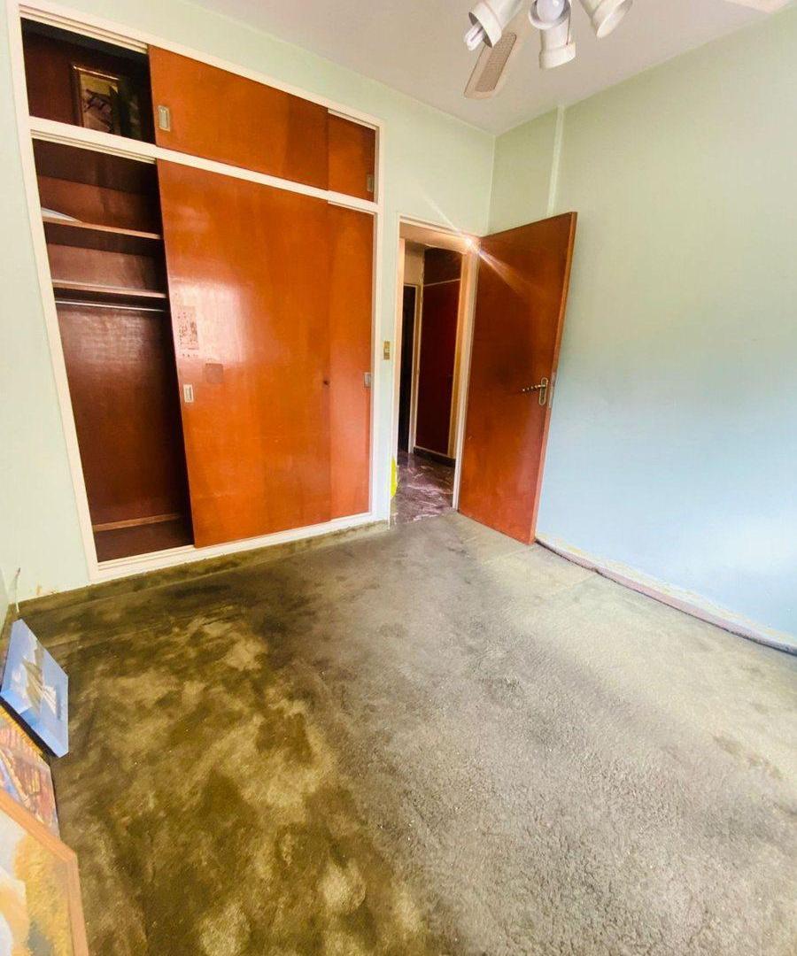 Foto de VENTA DEPTO 4 AMBIENTES CON BALCON EN FLORES, imagen 5