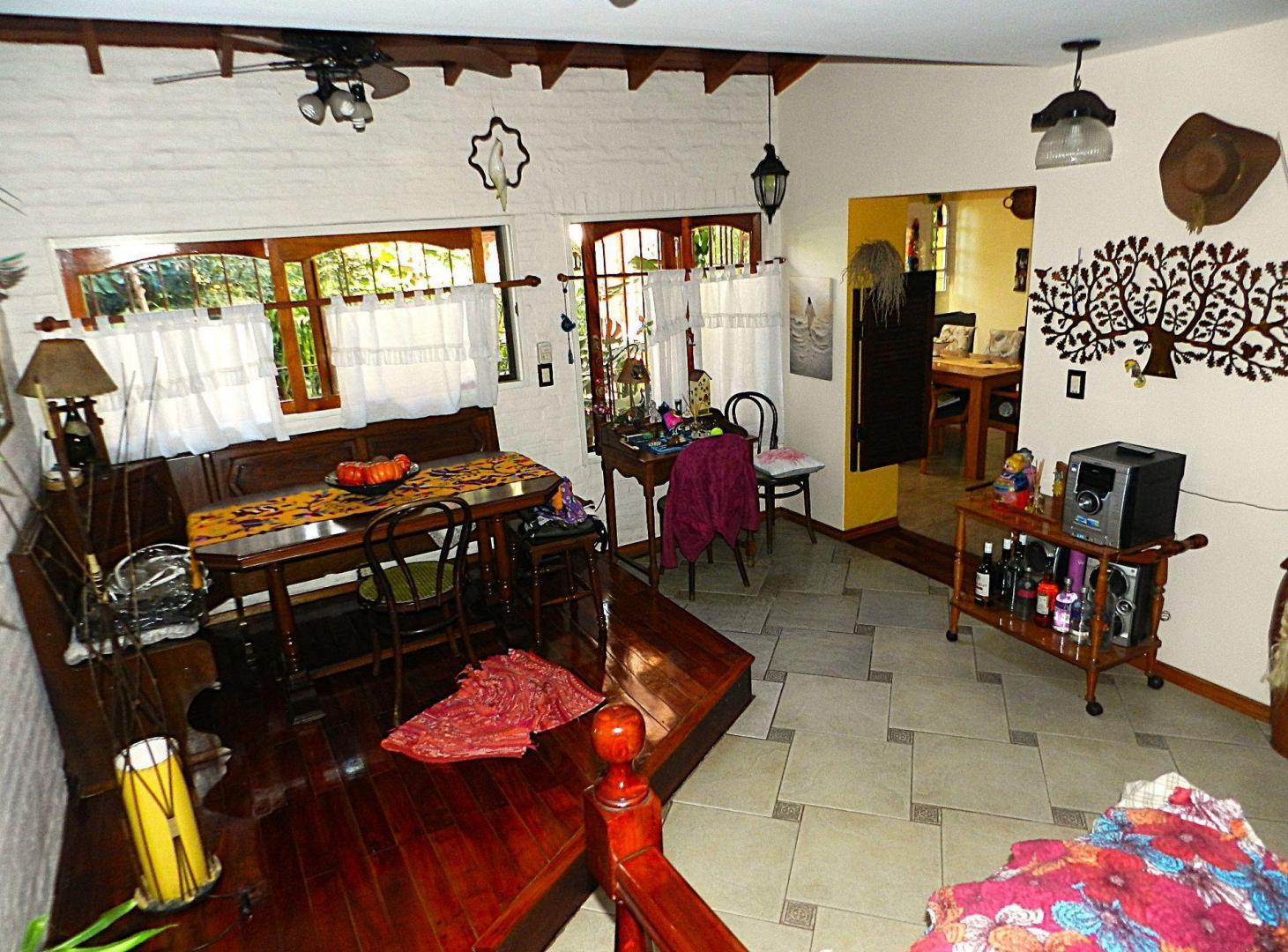 Foto de VENTA CASA 5 AMB. + DEPTO EN HURLINGHAM, imagen 5