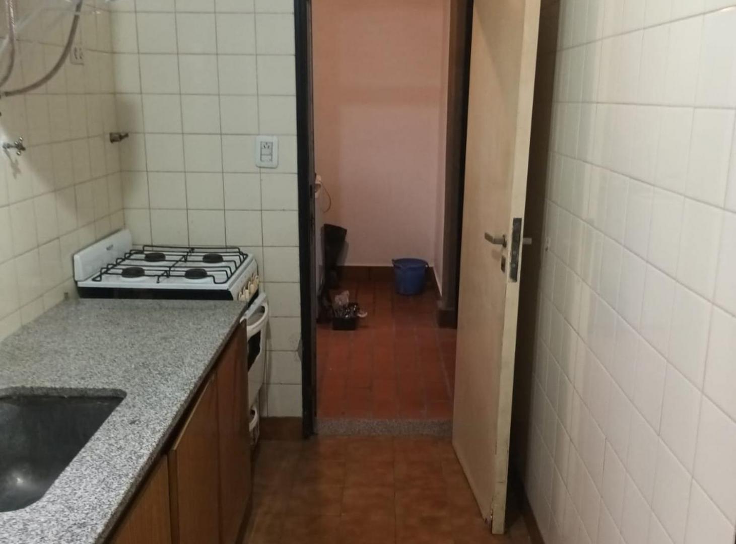 Foto de EN VENTA DEPARTAMENTO 3 AMB BARRIO CERRADO MORON, imagen 4
