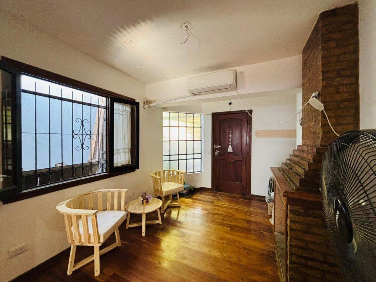 Foto de VENTA CASA 4 AMB VILLA BOSCH COCHERA PATIO PERMUTA, imagen 3