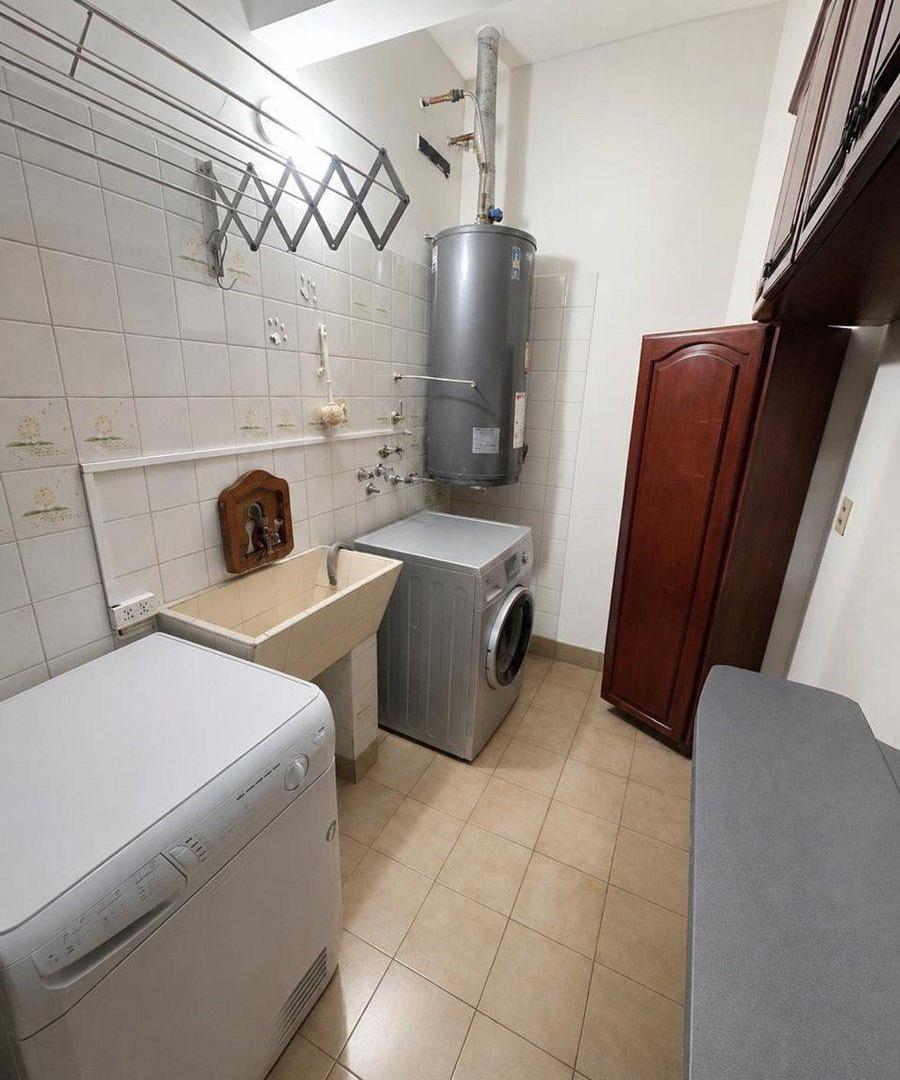 Foto de CASA 4 AMB. CON GARAGE CUBIERTO, JARDIN Y QUINCHO, imagen 4