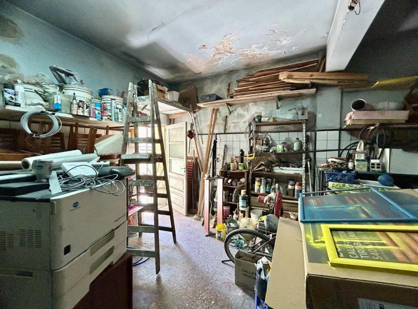 Foto de VTA CASA MULTIFAMILIAR COCHERA Y LOCAL V.SARMIENTO, imagen 1