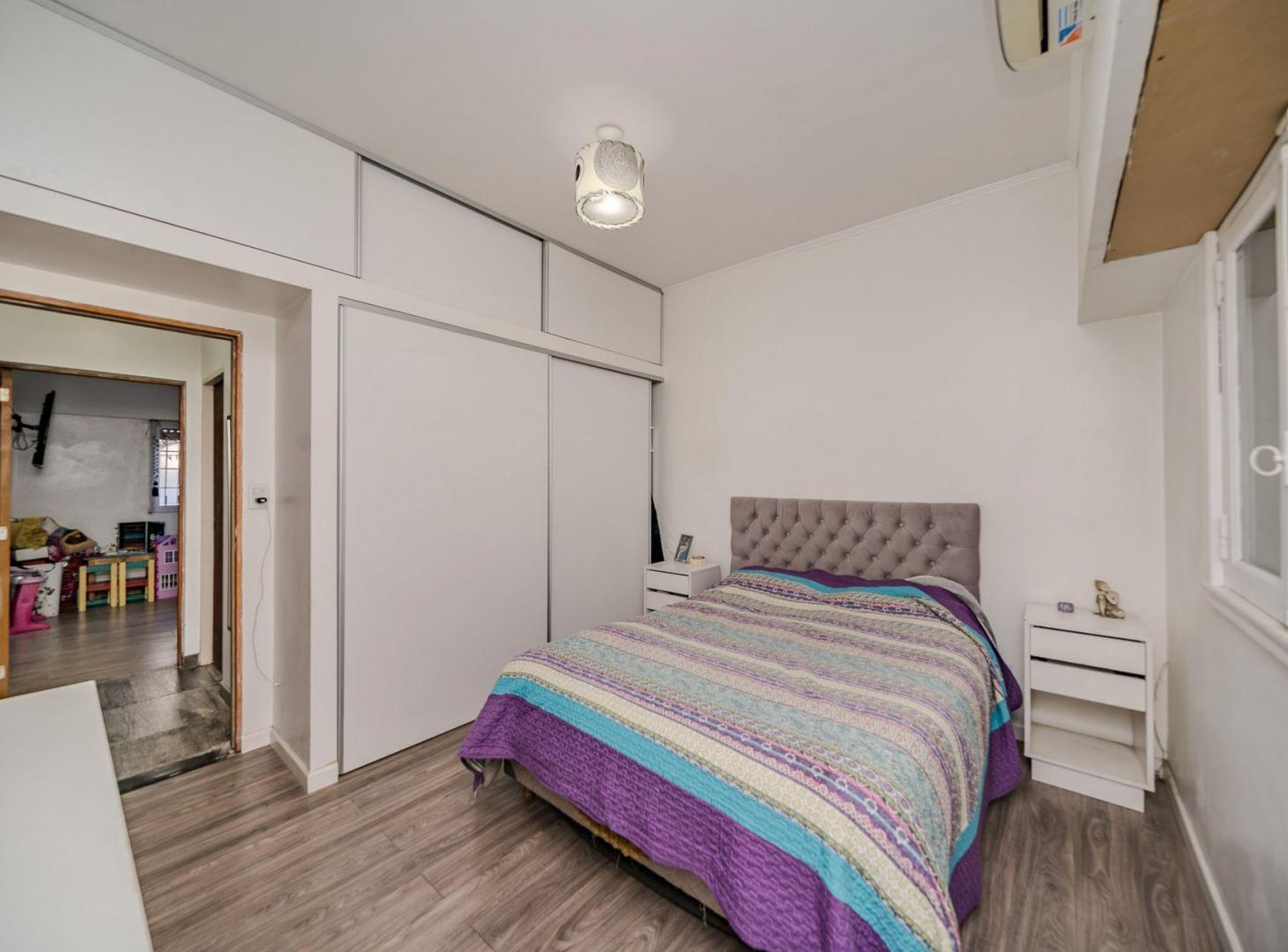 Foto de VENTA CASA 3 AMB QUINCHO Y PH 2 AMB WILDE, imagen 3