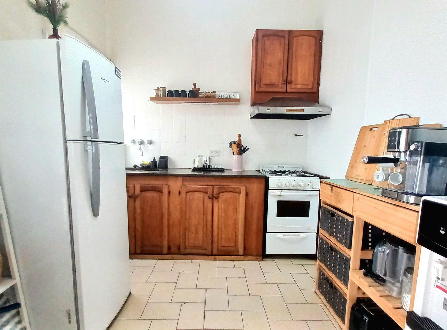 Foto de VENTA PH 4 AMBIENTES LUMINOSO C PATIO-HAEDO-MORON, imagen 2