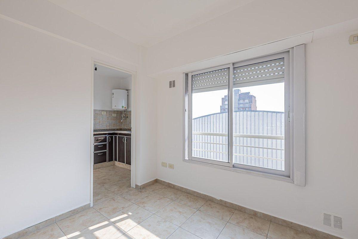 Foto de VENTA DE DEPARTAMENTO MONOAMBIENTE MORON CENTRO, imagen 5