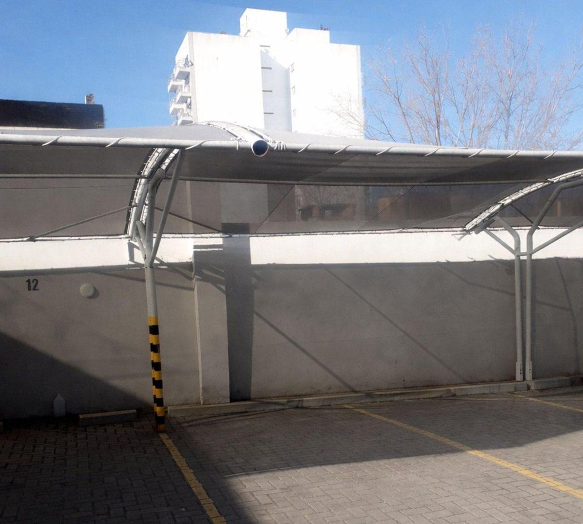 Foto de COCHERA EN ZONA CENTRO DE CASEROS, imagen 2