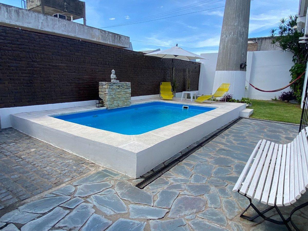 Foto de VENTA CASA 5 AMBIENTES ISIDRO CASANOVA PILETA CLIM, imagen 2