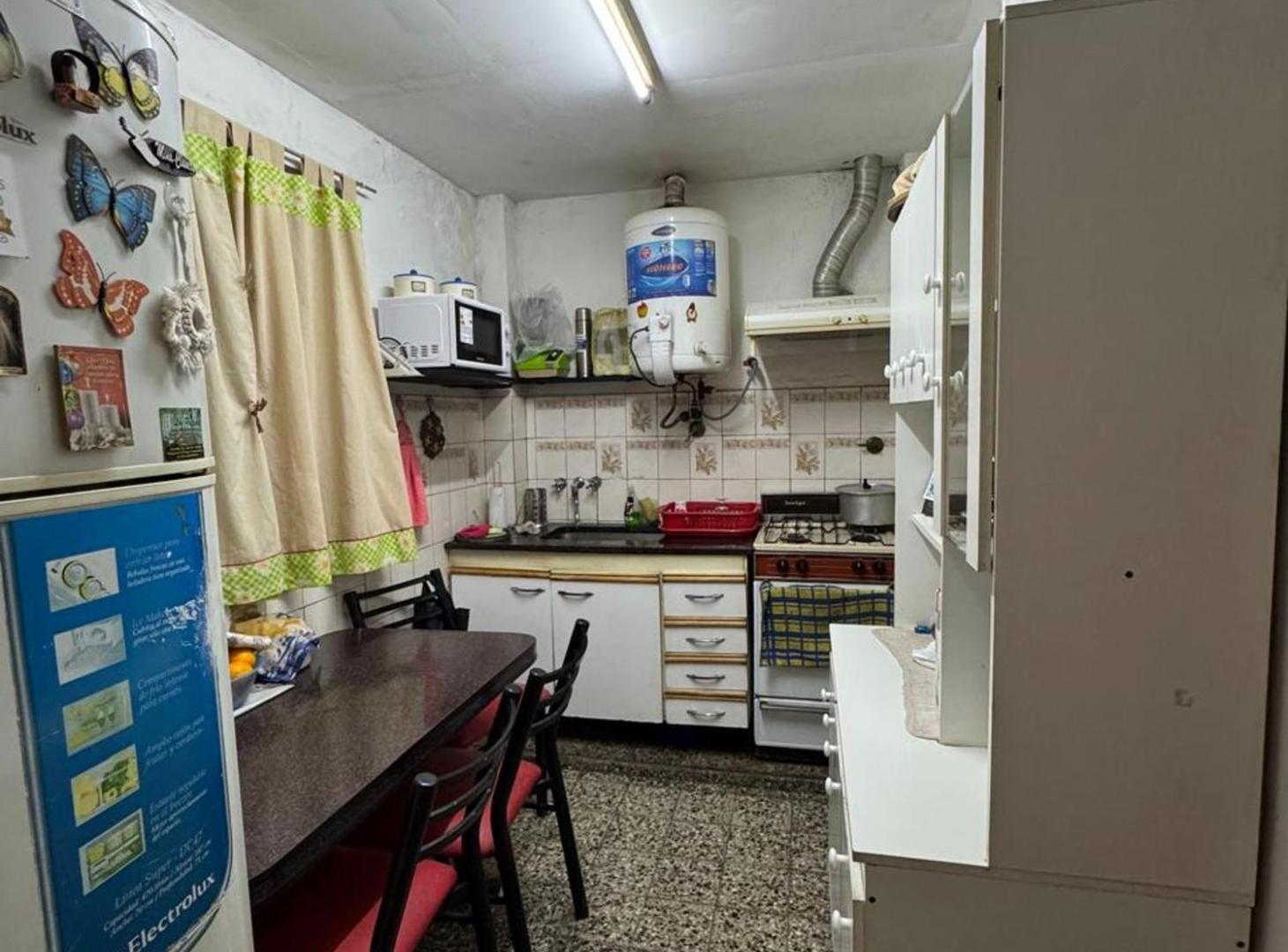 Foto de VENTA PH 3 AMB C/COCH Y PATIO VILLA LUGANO PERMUTA, imagen 3