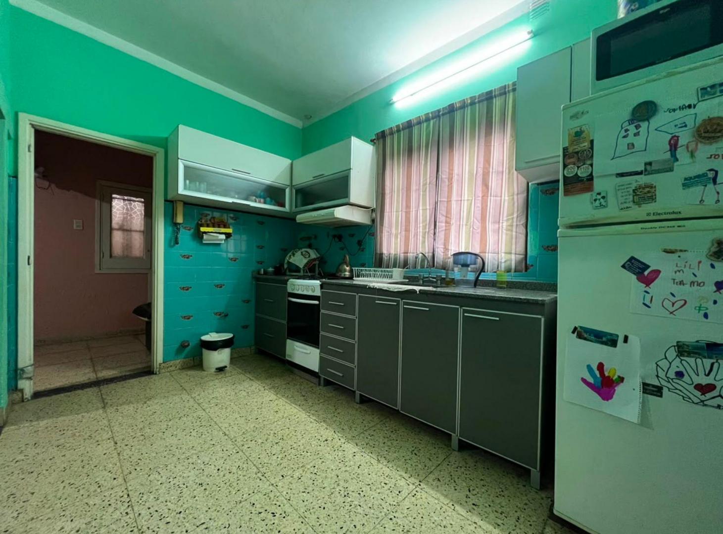 Foto de VENTA PH 4 AMB. QUINCHO PILETA COCH. PERMUTA FINAN, imagen 4
