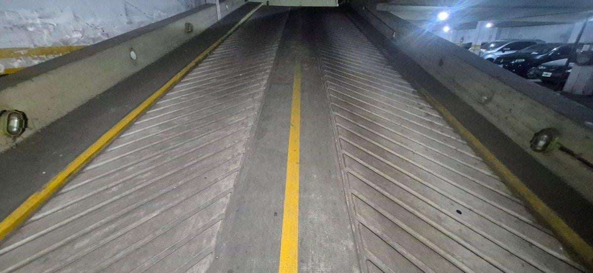 Foto de VENTA DE COCHERA EN VILLA LURO PERMUTA, imagen 3