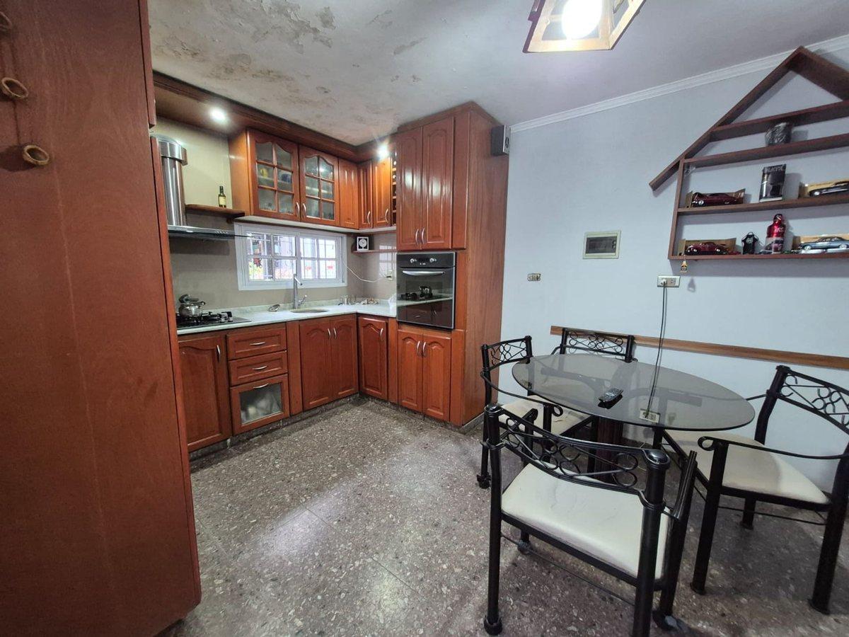 Foto de VENTA EN BLOCK 4 DEPTOS MAS LOCAL HURLINGHAM PERMU, imagen 3