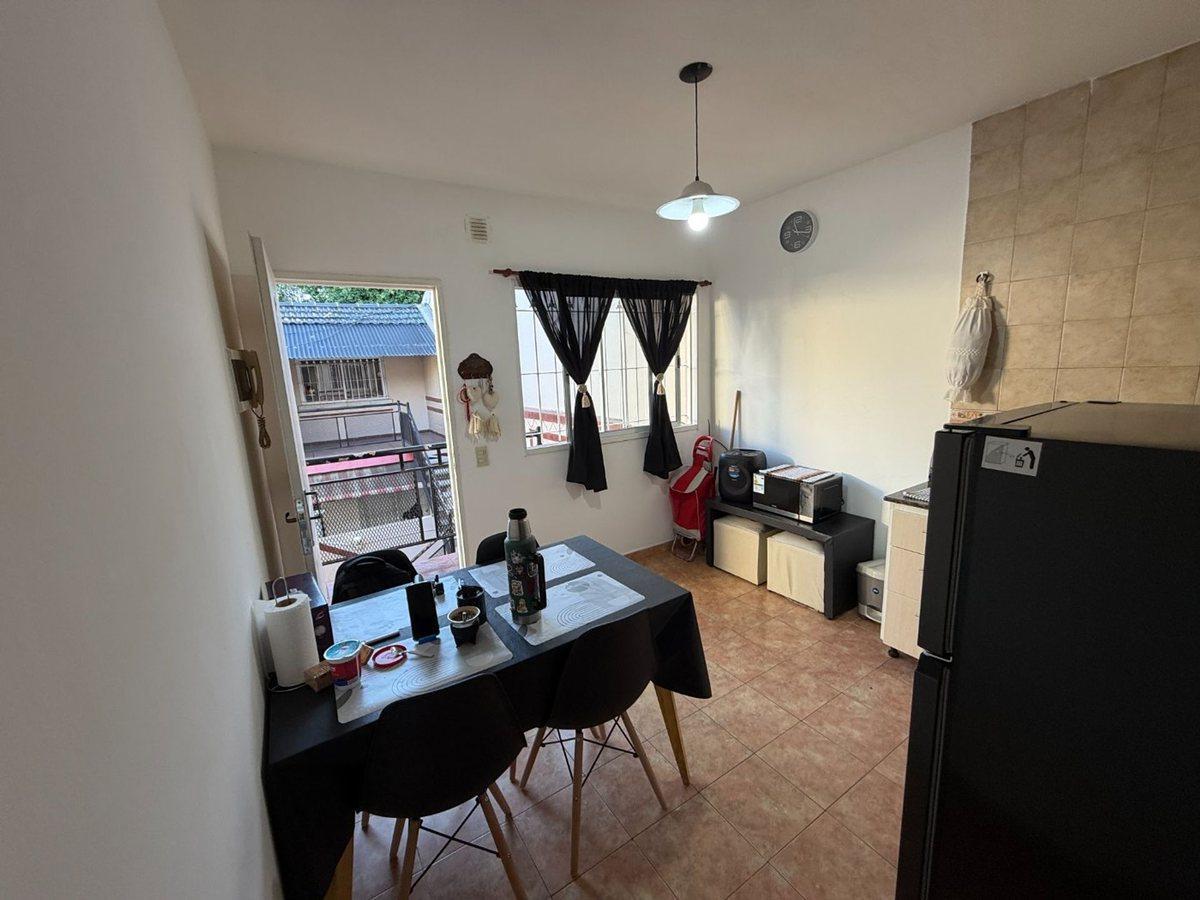 Foto de Departamento - 2 AMB- Venta - Oportunidad !, imagen 3