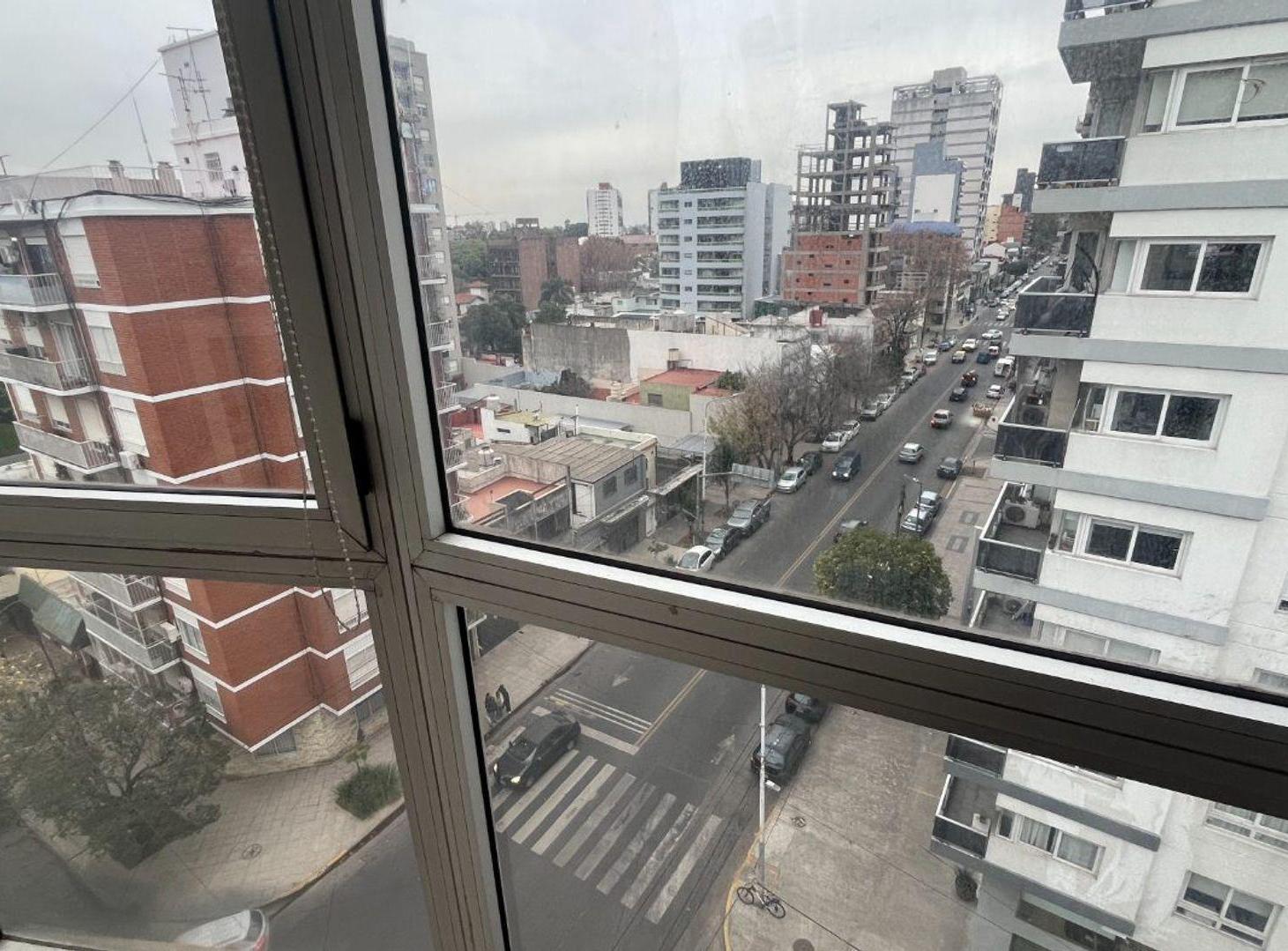 Foto de VENTA DPTO 2 AMB SAENZ PEÑA DOBLE BALCON PERMUTA, imagen 5