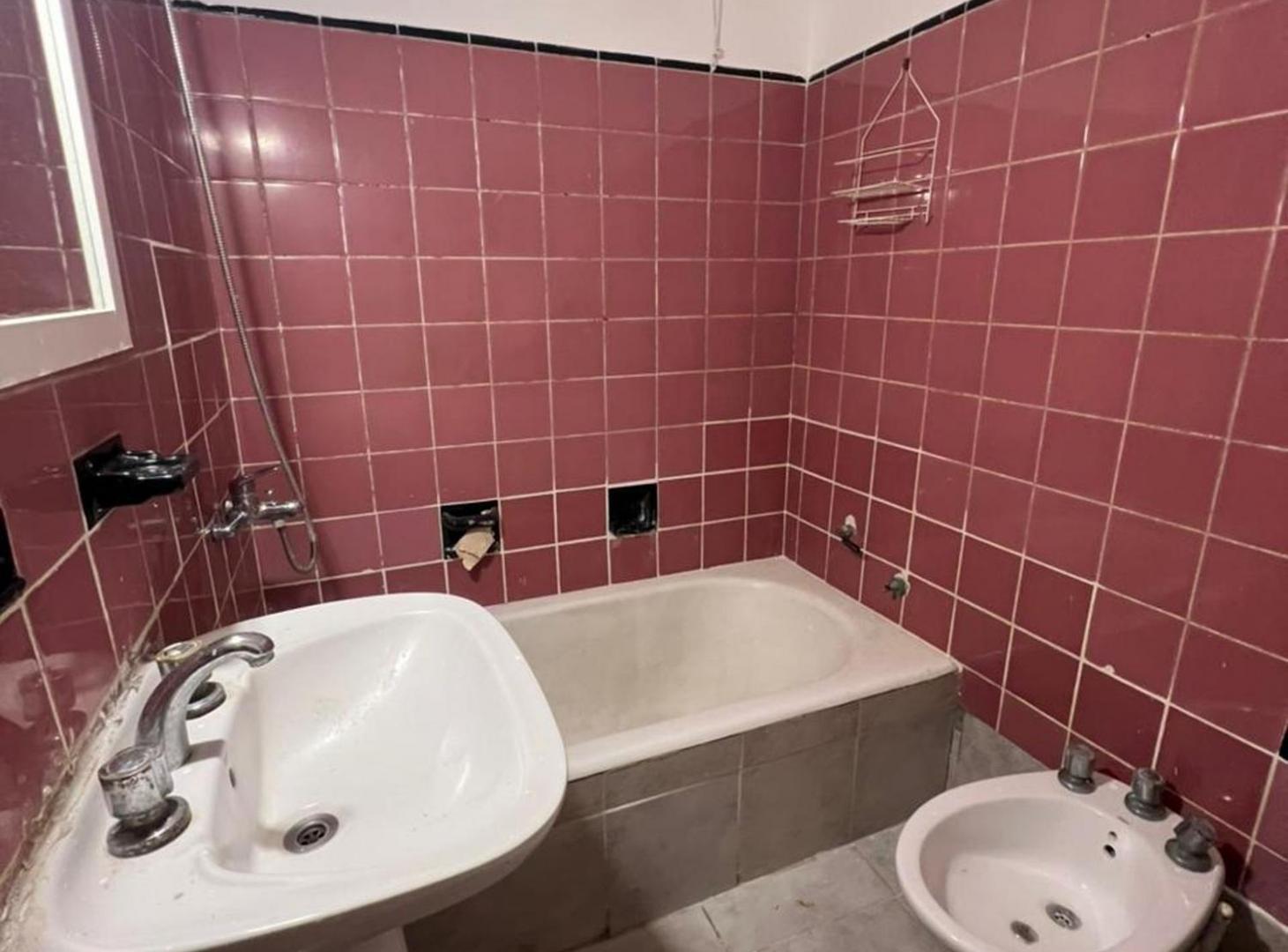 Foto de VENTA DEPTO 3 AMBIENTES- ALMAGRO . APTO CREDITO, imagen 5