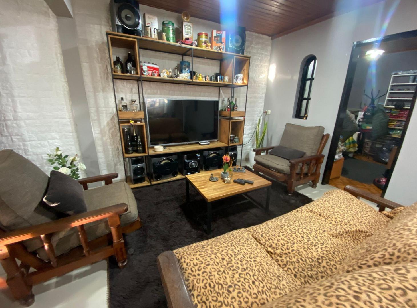 Foto de VENTA CASA 4 AMB CON LOCAL,COCHERA.ESCOBAR PERMUTA, imagen 4