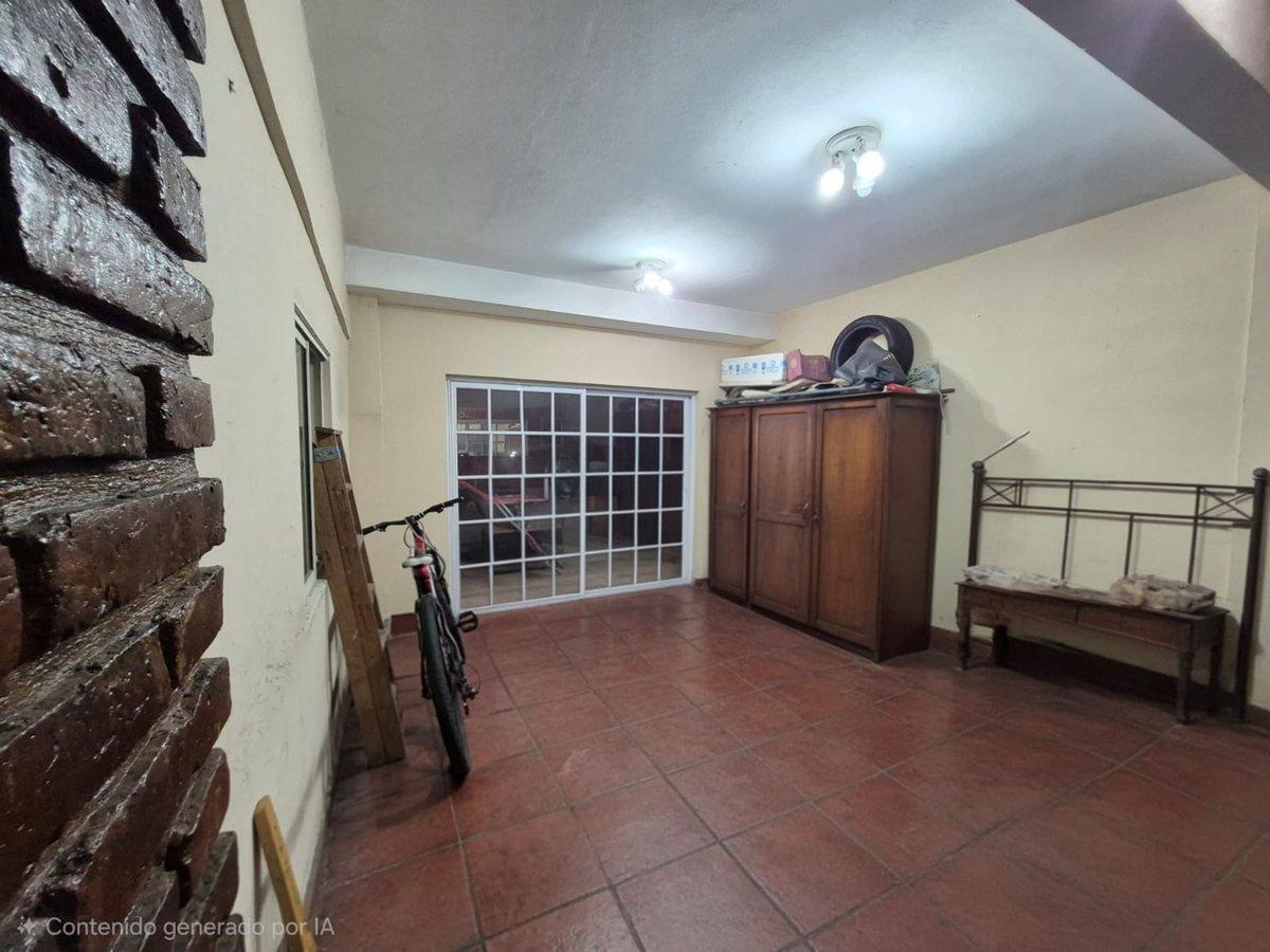 Foto de VENTA CASA 4 AMB HURLINGHAM COCHERA PATIO, imagen 5