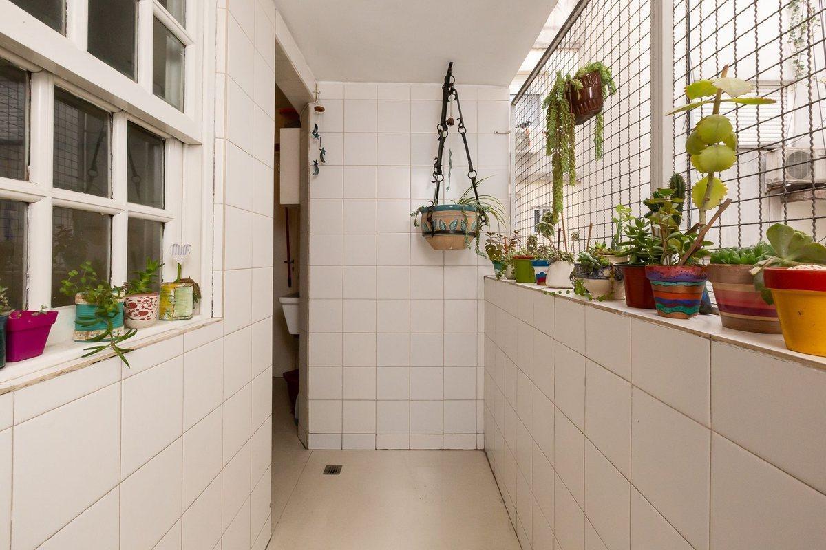 Foto de VENTA DPTO SEMIPISO 5 AMB EN BELGRANO R - PERMUTA, imagen 3