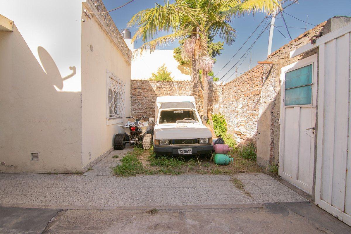 Foto de VENTA CASA 3 AMB LOMAS DEL MIRADOR - LOTE 185M2 !, imagen 5