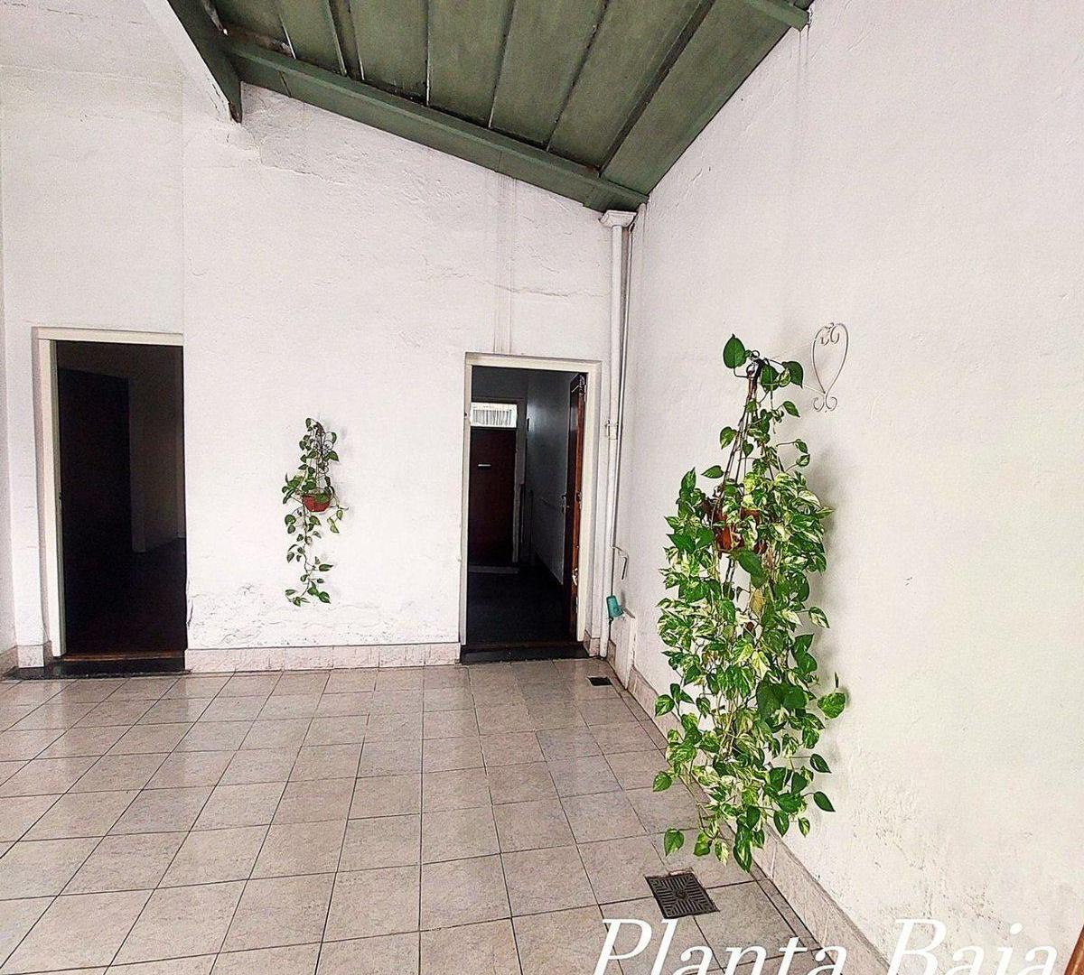 Foto de VENTA CASA/LOTE VERSALLES-MULTIFAMILIAR/DESARROLLO, imagen 2