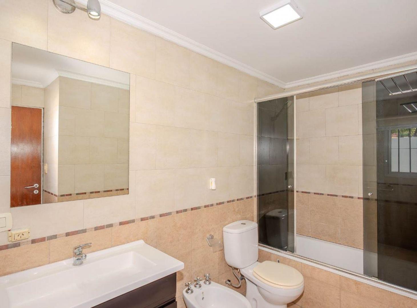 Foto de VENTA CASA 4 AMB ITUZAINGO APT CREDITO, imagen 3