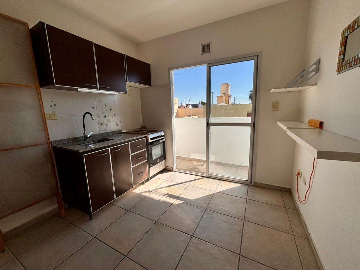 Foto de VENTA DE DEPARTAMENTO 2 AMBIENTES-RAMOS MEJIA, imagen 5
