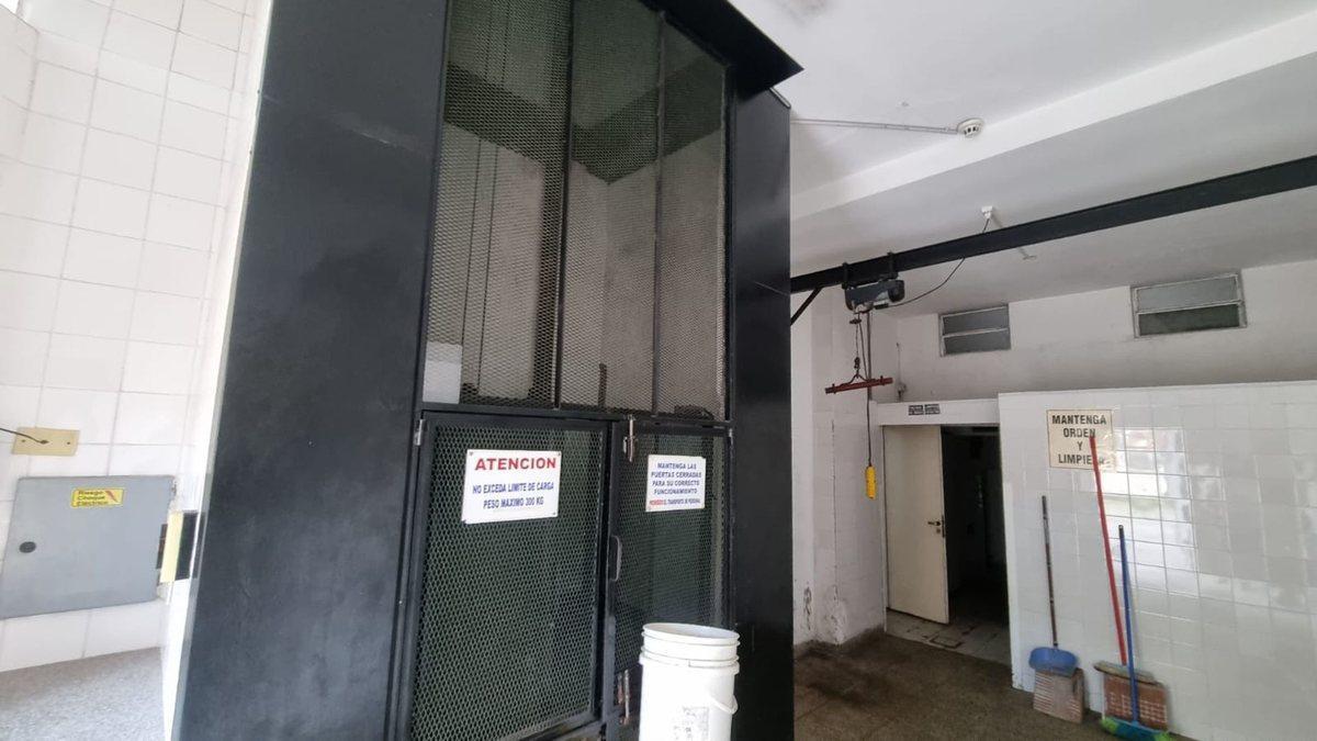 Foto de VENTA DEPOSITO MAS OFICINAS HURLINGHAM OPORTUNIDAD, imagen 4