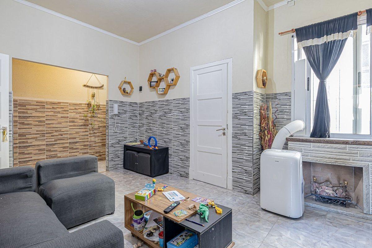 Foto de VENTA PH 3 AMB SIN EXPENSAS / TERRAZA / LUMINOSO, imagen 1