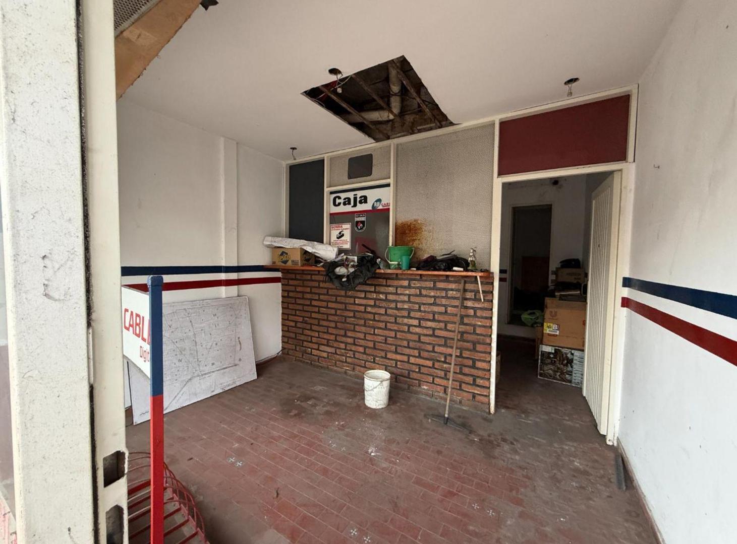 Foto de Venta - Local Comercial - Olivos, imagen 4