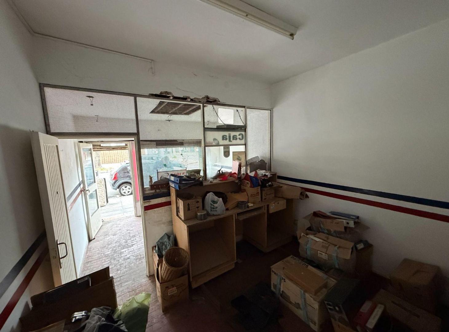 Foto de Venta - Local Comercial - Olivos, imagen 3