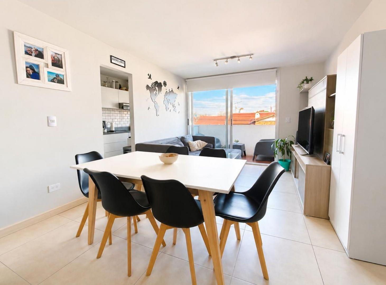 Foto de VENTA DE DEPARTAMENTO CON COCHERA HAEDO, imagen 2