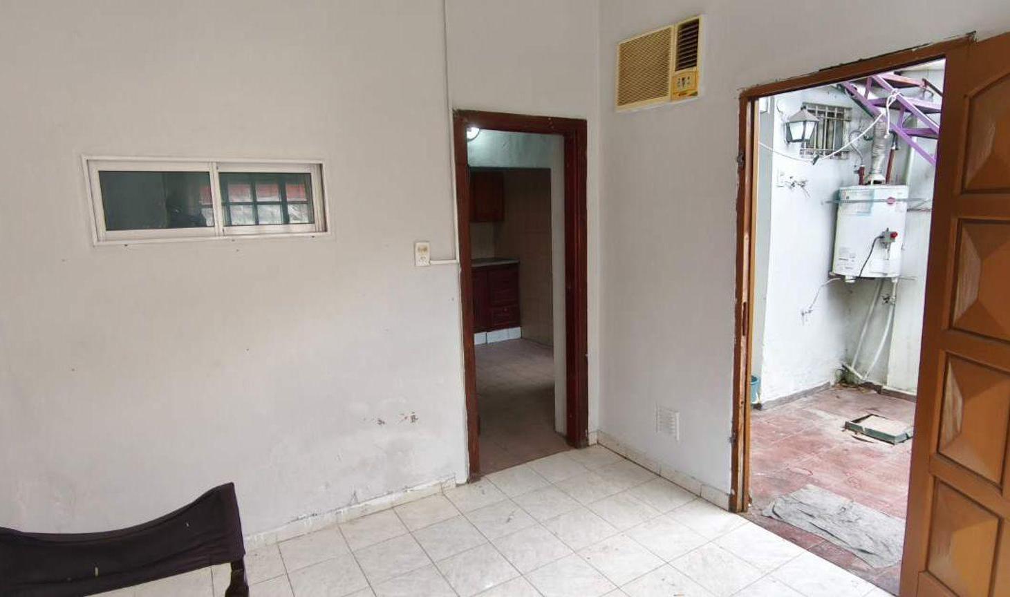 Foto de VENTA PH 3 AMB REFACCIONAR V. TESEI PERMUTA FINAN, imagen 4